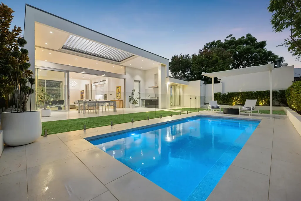 Hyde Park 4房  Luxury Villa Redefined Into Designer Sanctuary!