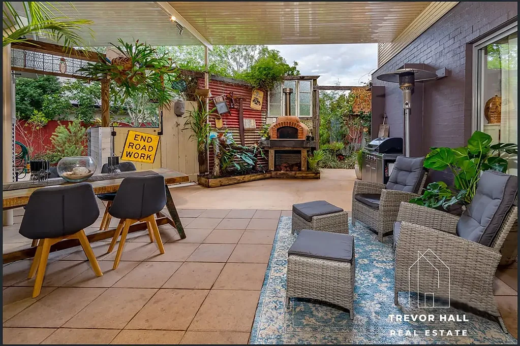 Caboolture 5 Bedroom Dual Living Potential - Huge Family Home!