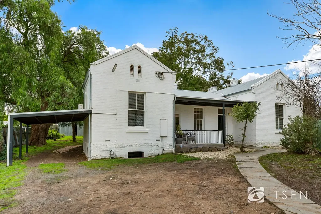 Four Bedroom Home In Prime Central Bendigo Location