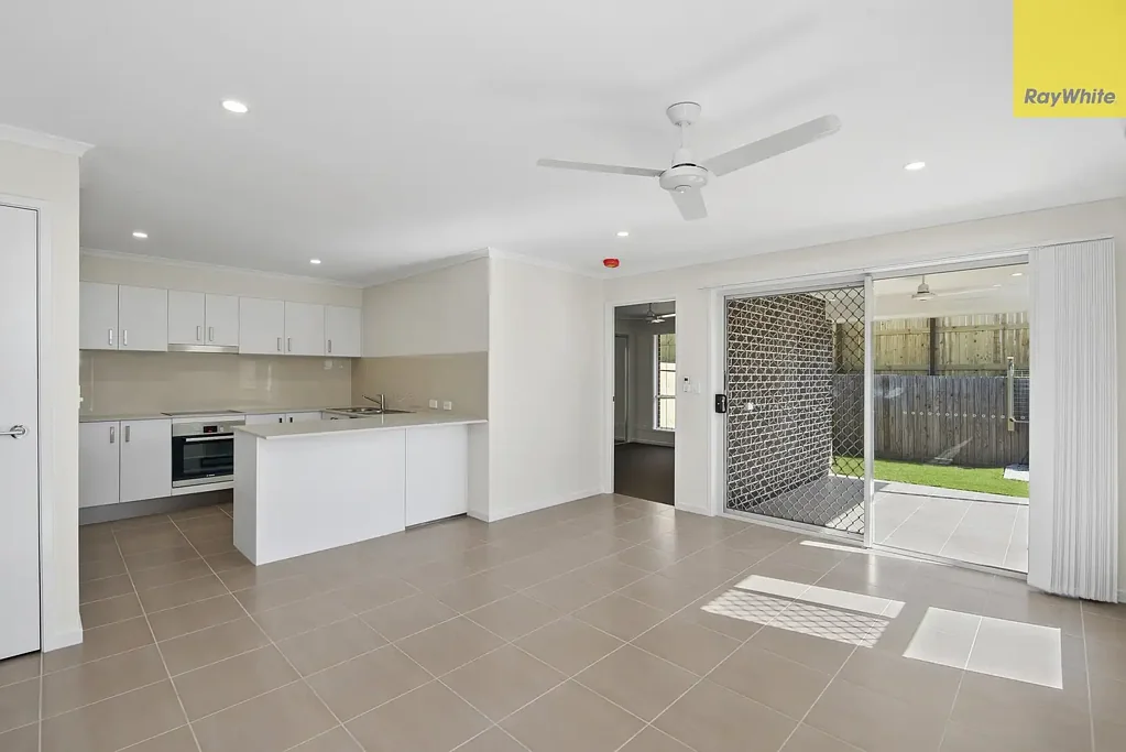 Low Maintenance Duplex in Lakeview Estate -