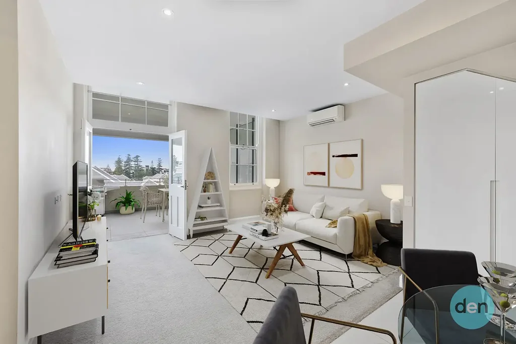 HUGE 2 bedroom apartment over 2 floors - Seaside Serenity Awaits!