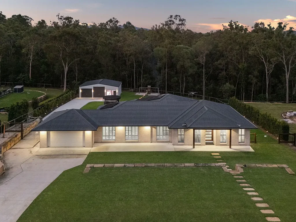 9 Hideaway Place, Karalee, QLD 4306