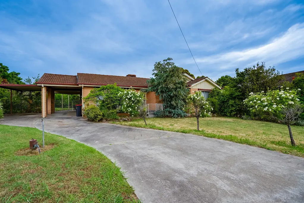 571 Brown Place, Lavington, NSW 2641