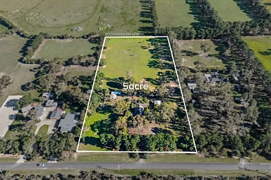 Little River 5 Slaapkamer A 5-Acres Rural Lifestyle Opportunity with Endless Potential!