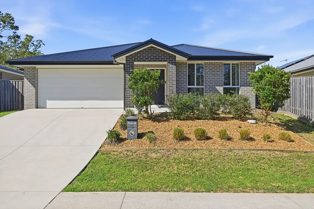 5 Strathallan Terrace, Thrumster, NSW 2444