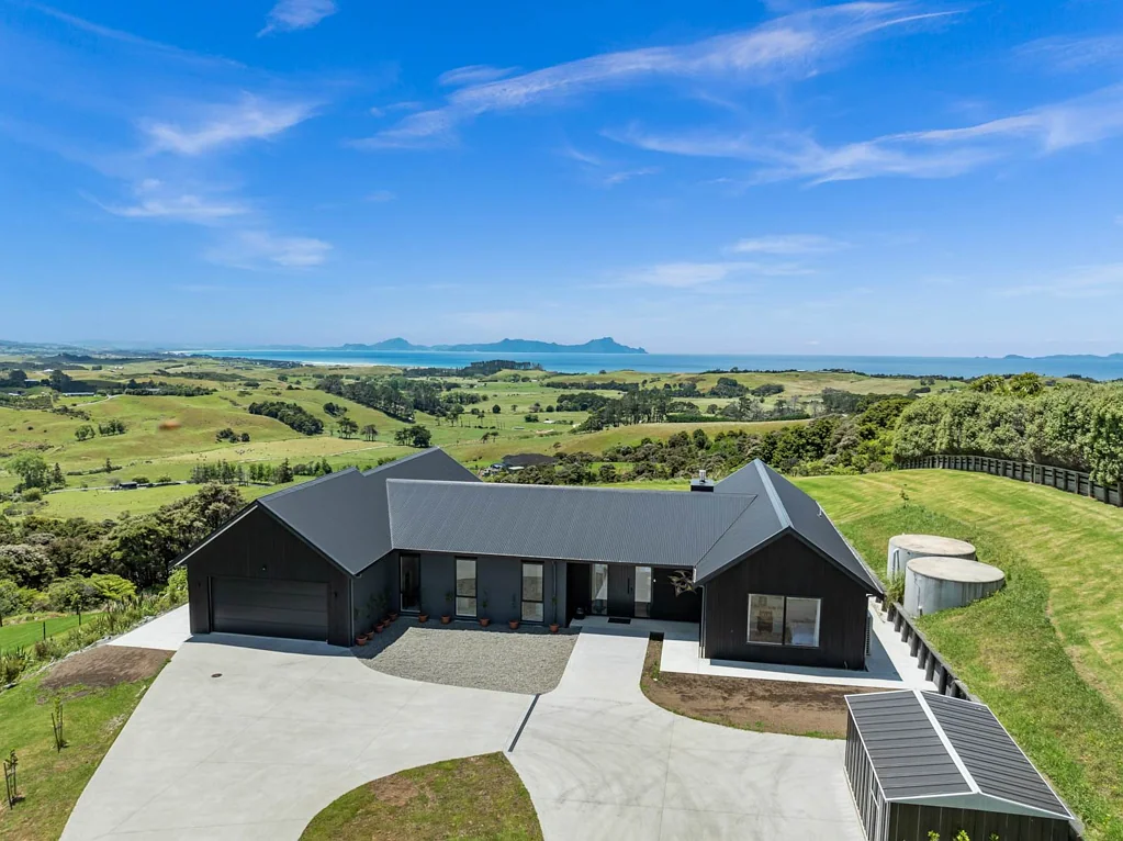 Waipu 4房  Coastal Elegance with Unmatched Ocean Views