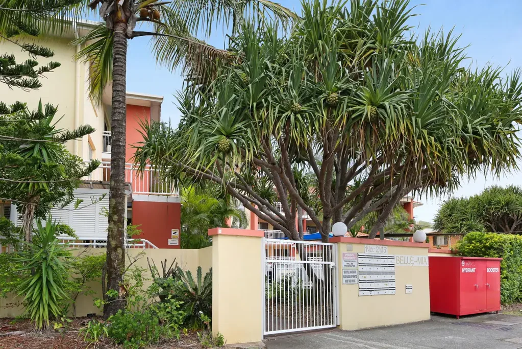 Miami 2غرفة نوم Beachside Residence with Exclusive Management Opportunity