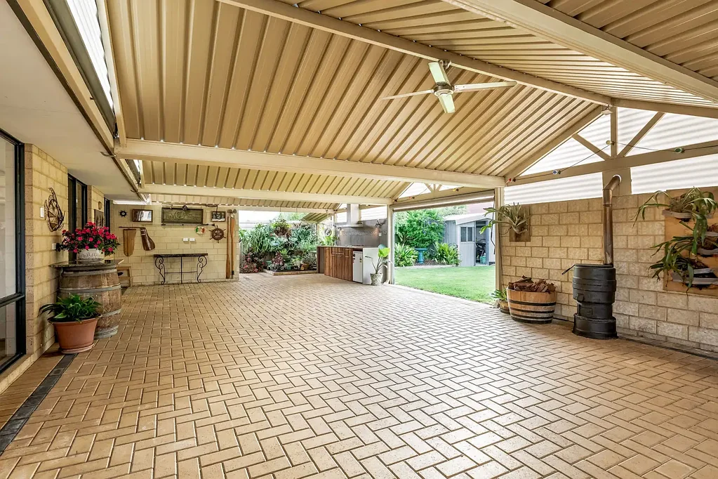 76 Brookland Loop, Dunsborough, WA 6281