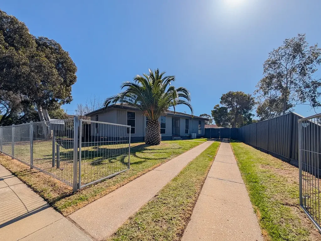 Swan Hill 3房  Neat, Tidy & Ready to Make a Home