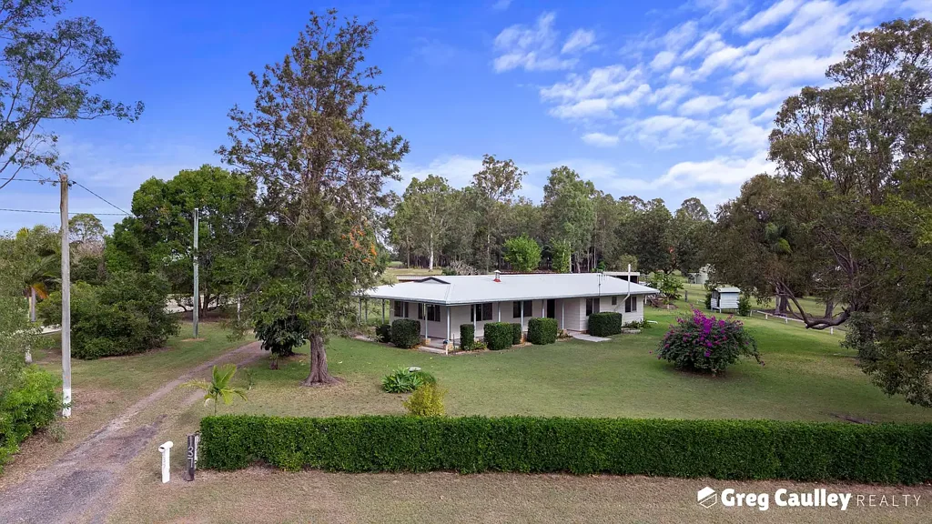 Ferney 3 Bedroom House On Small Acreage