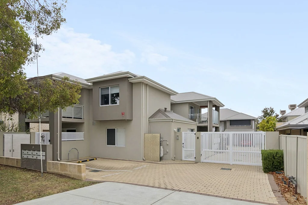Belmont 2Kwarto Well Positioned, Easy Living
