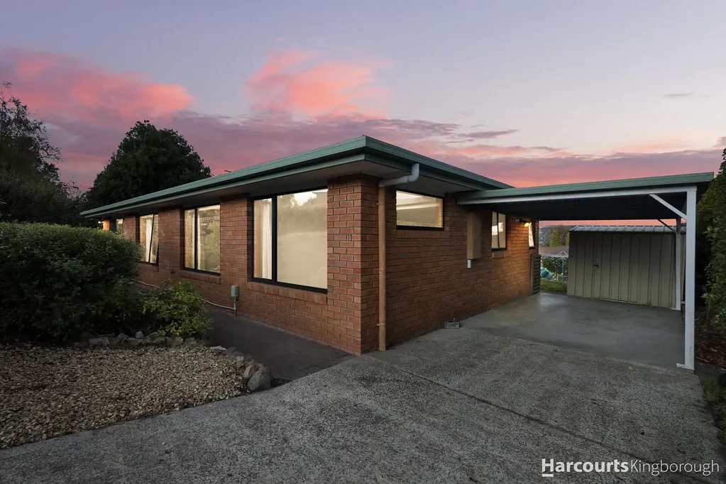 11 Nolan Crecsent, Kingston, TAS 7050
