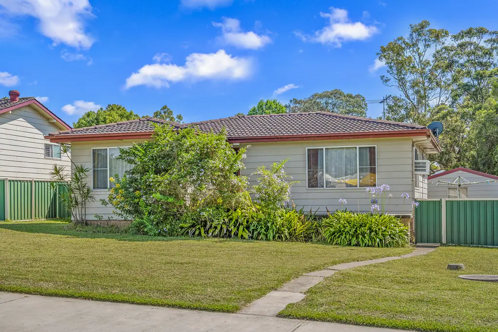 4 Wren Close, Thornton, NSW 2322