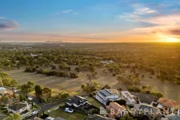 6 Parkview Crescent, Bundoora