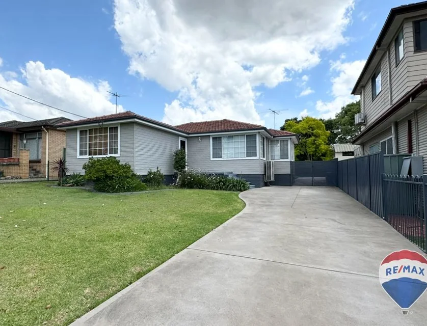 27 GLADYS STREET, Kingswood, Outer Western Sydney, 3房, 1浴, House