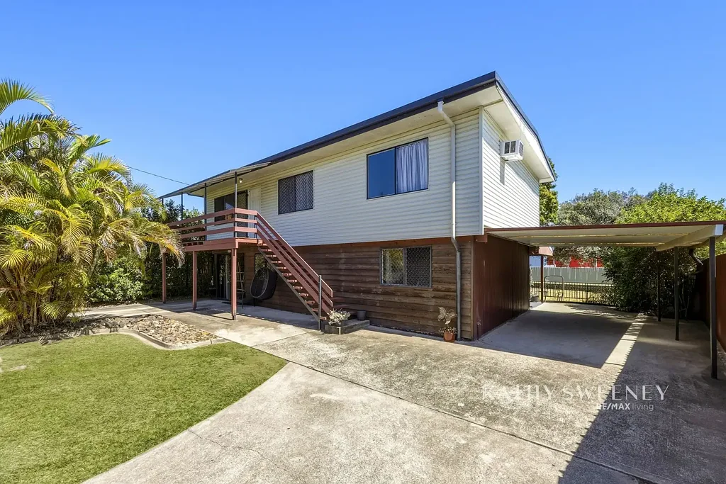 Morayfield 3Zimmer Neat & Tidy Highset Home on a Generous 1,012m2 Block