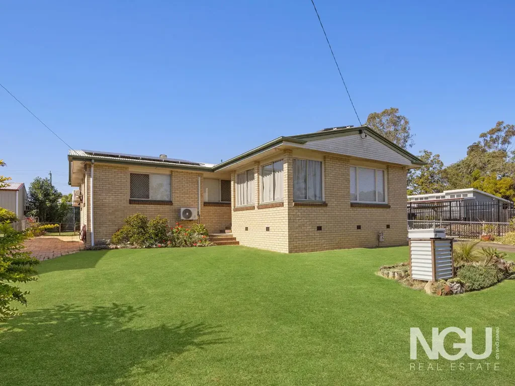 1 Tarcoola Street, East Ipswich, QLD 4305