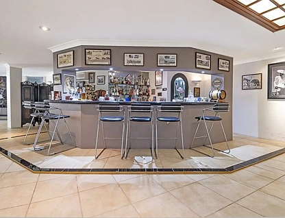 24 Ben Hogan Crescent, Parkwood, Gold Coast, 6 غرف, 6 حمامات, House