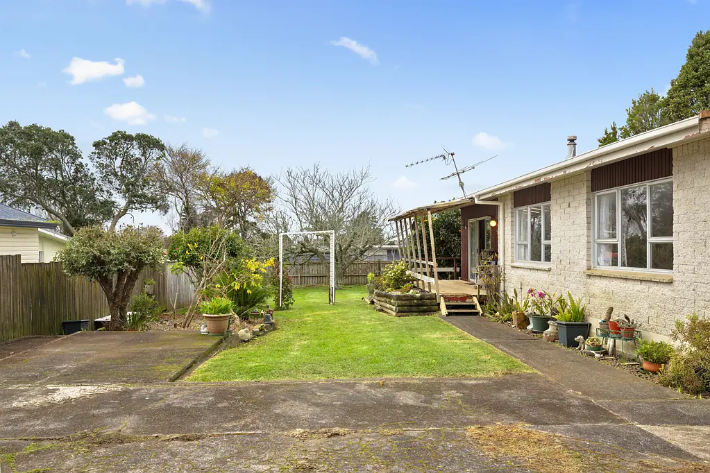 Pukekohe 3Phòng ngủ Rare opportunity - Must sell!