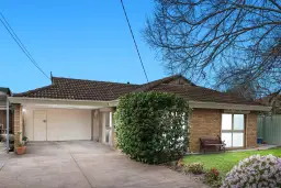 6 Monza Court, Deer Park