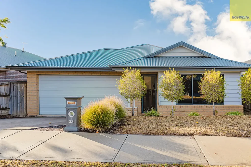 35 McLachlan Street, Bacchus Marsh, VIC 3340