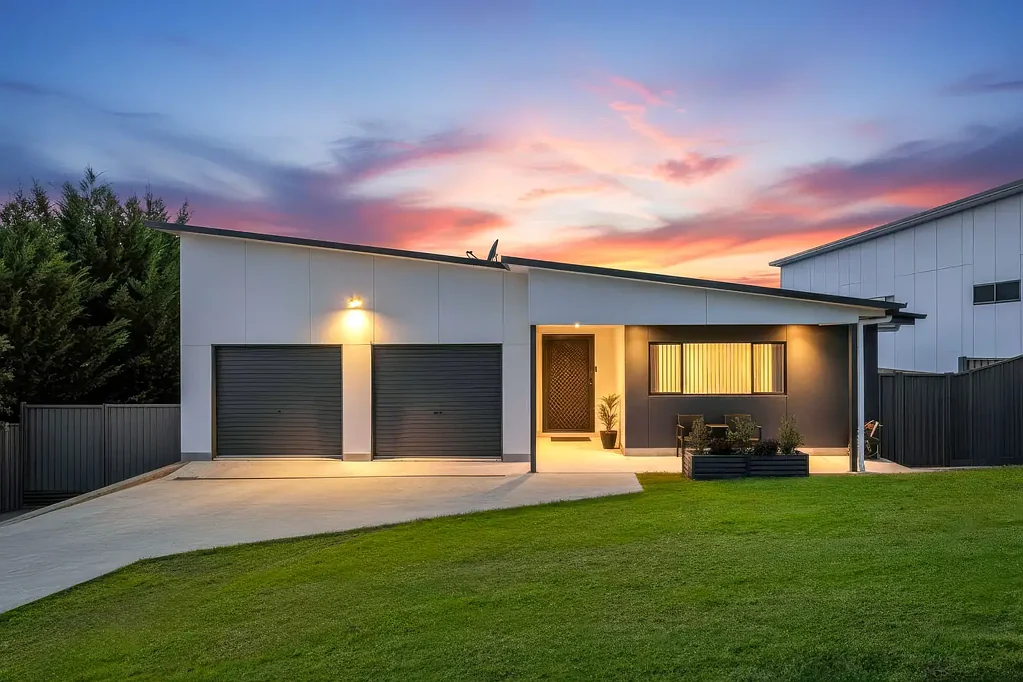 Moruya 4房  Spacious & Modern