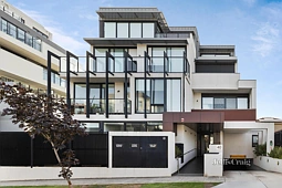 1/40 Mavho Street, Bentleigh