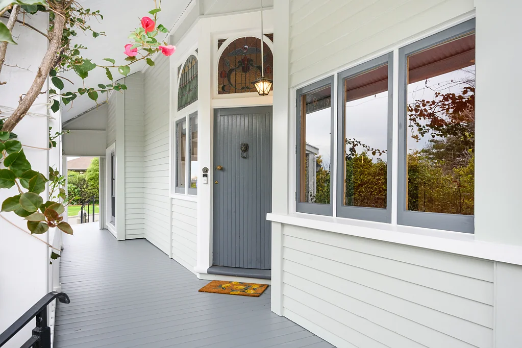 Feilding 5બેડરૂમ Views to inspire, location to love