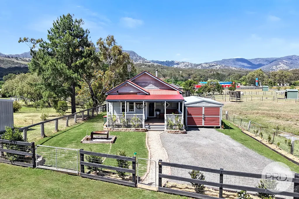 Murrurundi 2房  Country Charm Meets Modern Lifestyle
