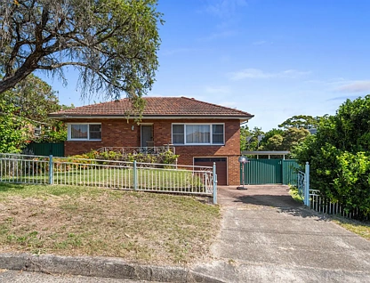 13 Panorama Street, Penshurst, NSW 2222, 3 침실, 1 욕실, House