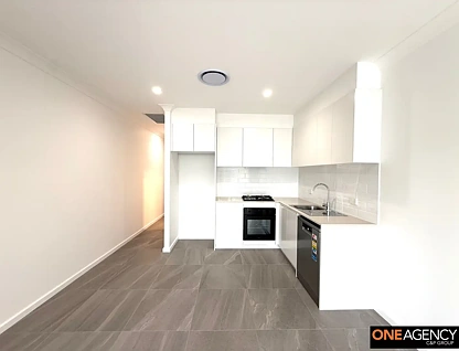 37A Limestone Avenue, Spring Farm, NSW 2570, 1 ਕਮਰੇ, 1 ਬਾਥਰੂਮ, Flat