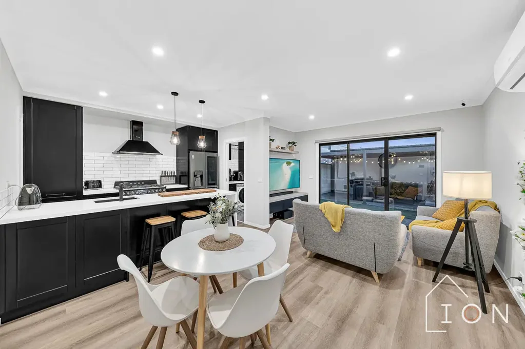 24a Plymouth Boulevard, Clyde North, VIC 3978