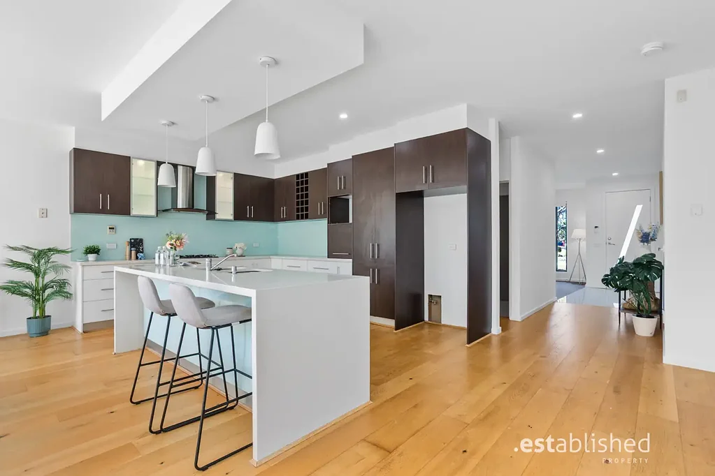 94 Lennon Boulevard, Point Cook, VIC 3030