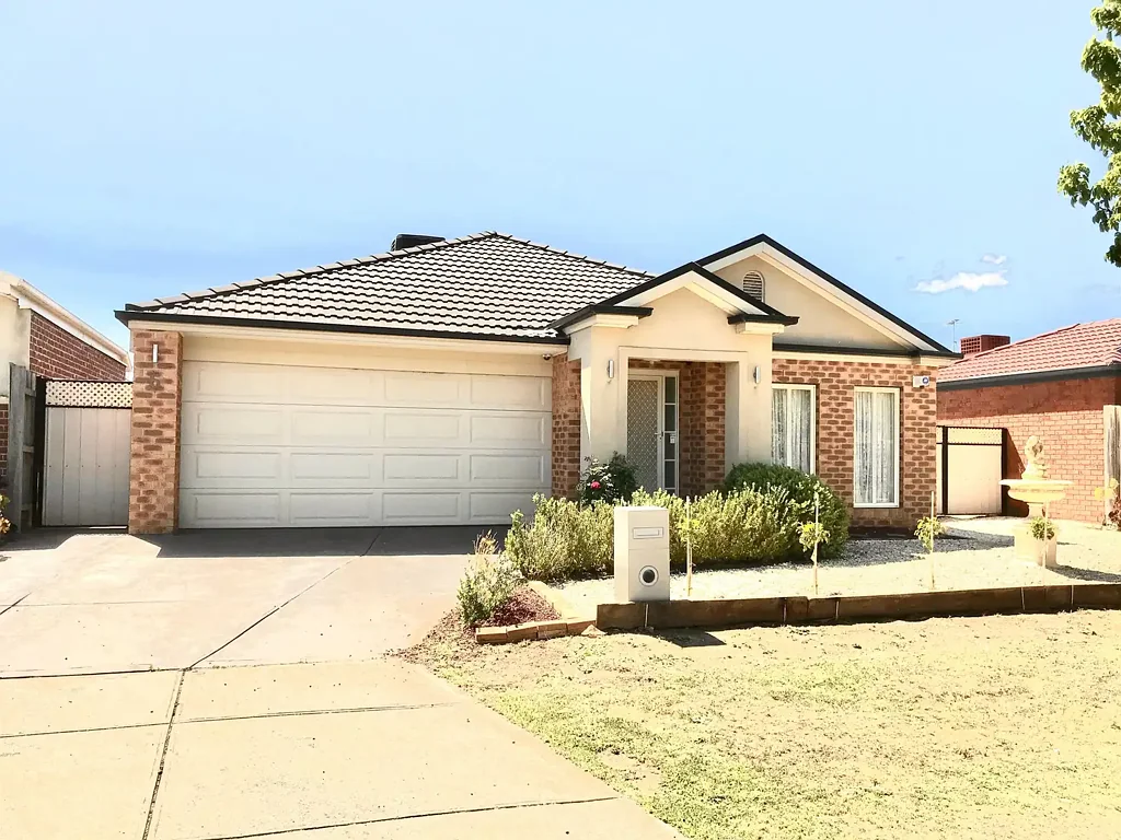 Modern Comfort in the Heart of Tarneit - Fantastic Location in Rose Grange Estate!