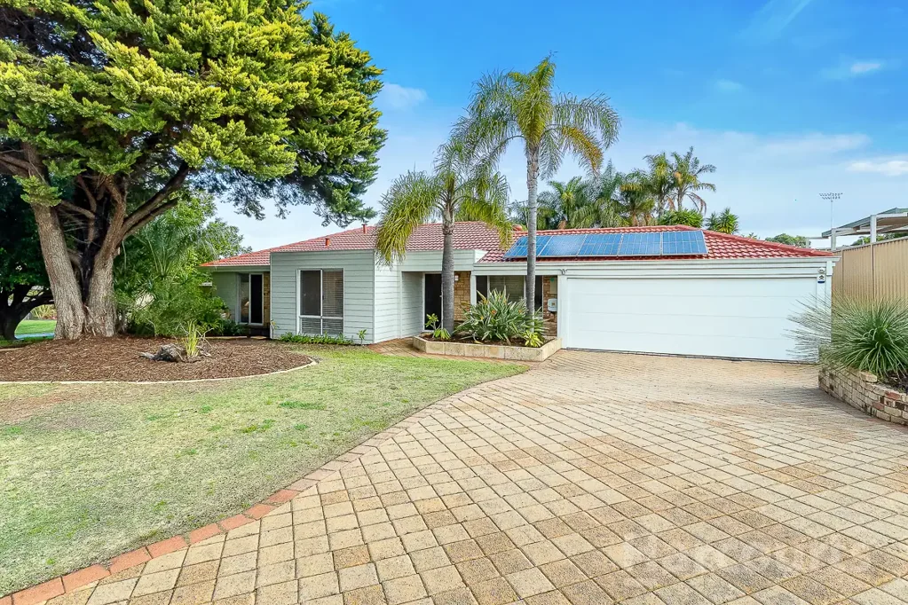 16 Smoothstone Court, Joondalup, WA 6027