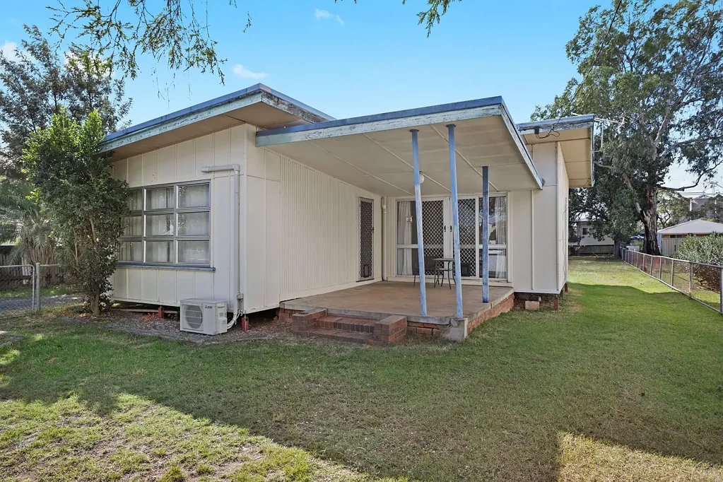 28 Davidson Street, Oakey, QLD 4401