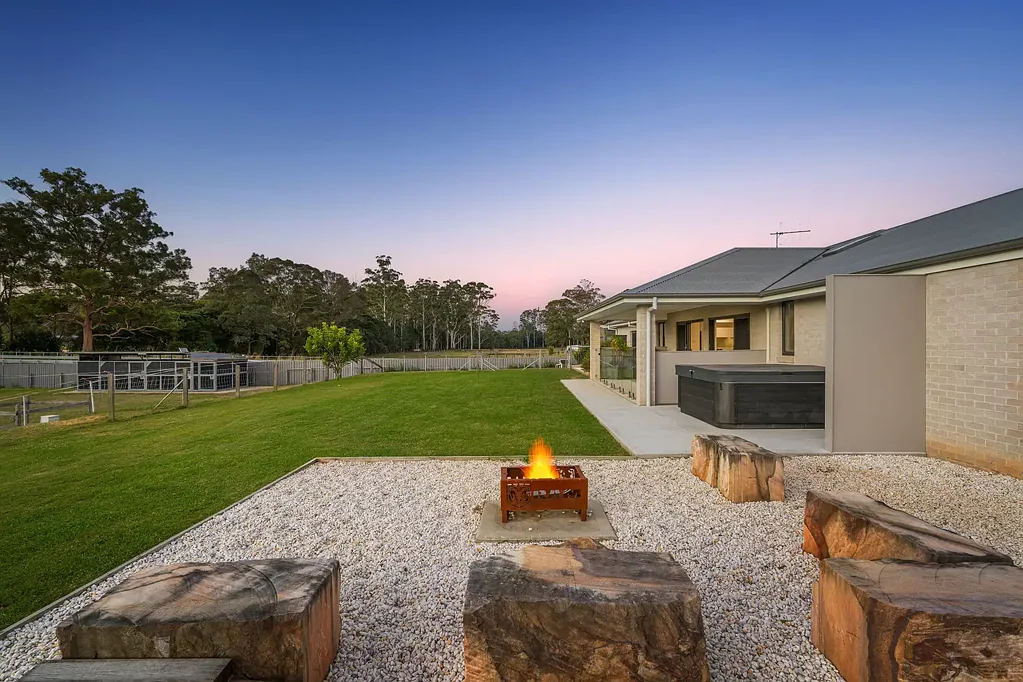 Beechwood 4房  Modern Country Living in Beautiful Beechwood