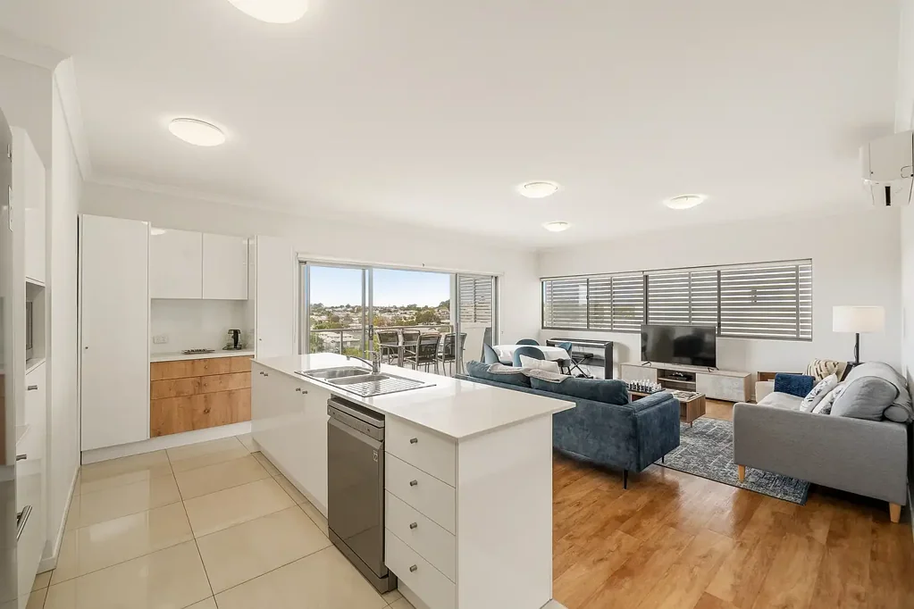 Chermside 2 Bedroom Spacious Unit with Expansive Entertainer's Balcony in the Heart of Chermside