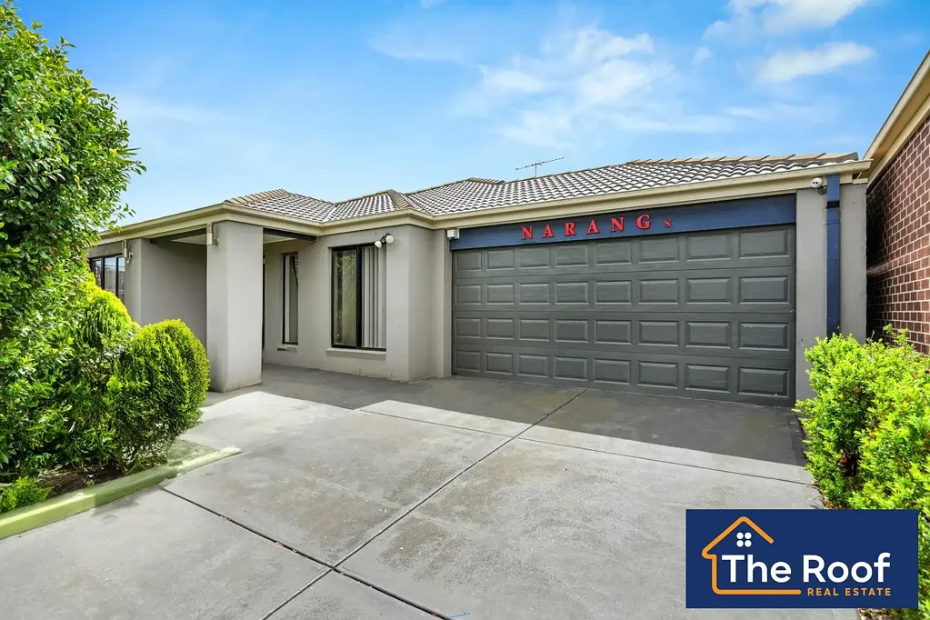 !!Charming Family Home for Rent  In prime location of  Brookfield!!