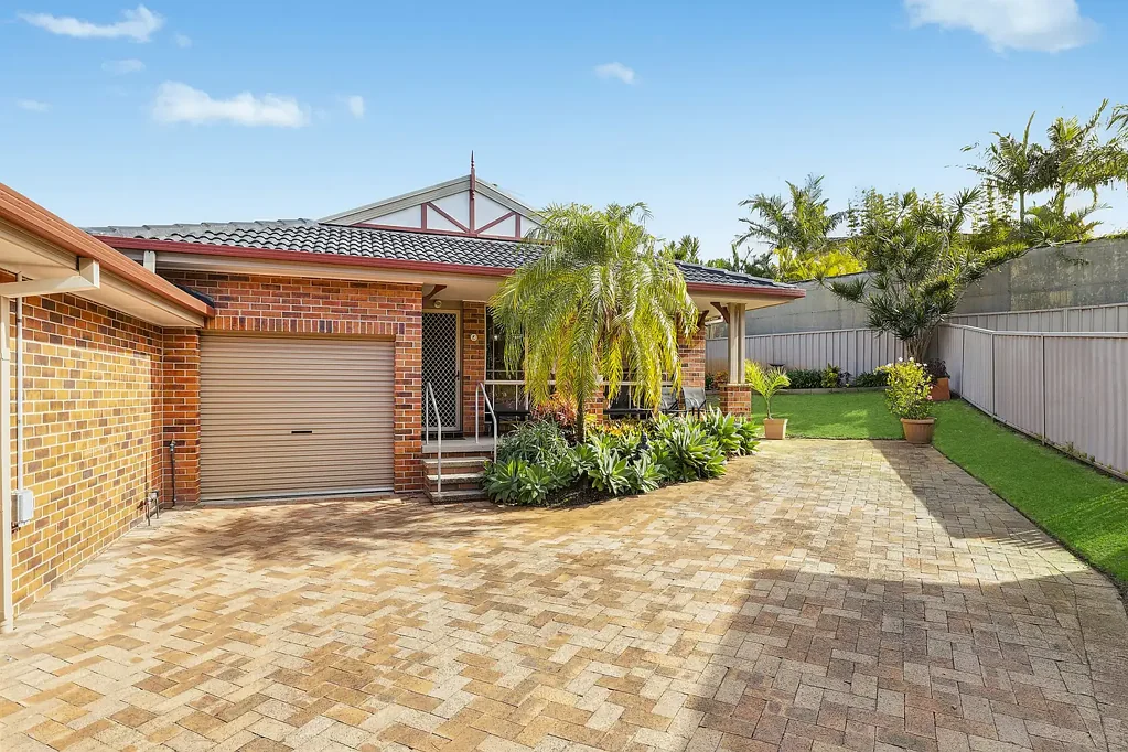 Corlette 3房  Low-maintenance coastal living