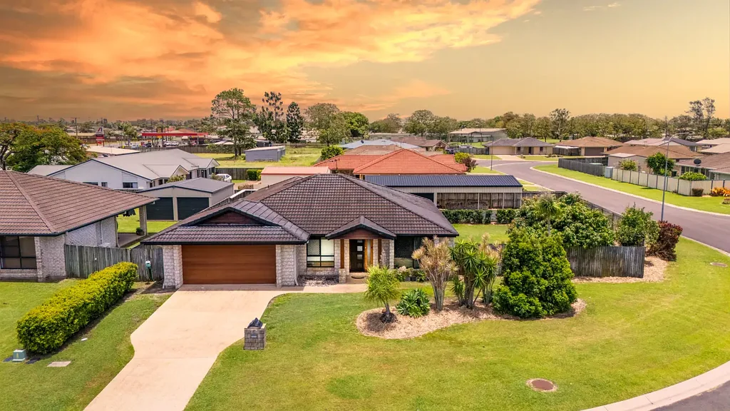 3 Keppel Crescent, Thabeban, QLD 4670