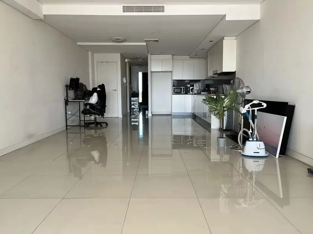 City View One Bedroom Apartment For Lease