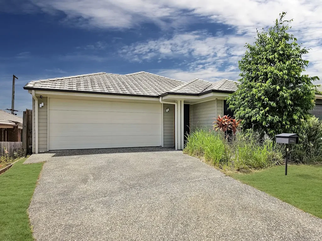 Spacious Family Living in Sought-After Bahrs Scrub