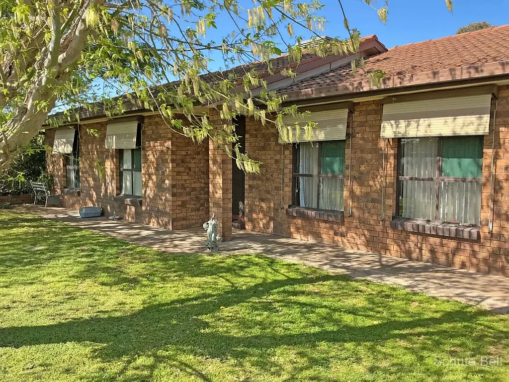 63 Manildra St, Narromine, NSW 2821