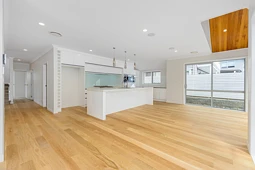 17 Headland Drive, Long Bay