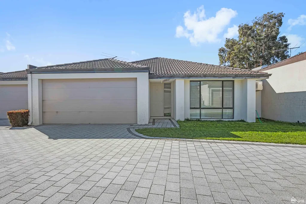 Kelmscott 3房  Smart Buying Starts Here - Modern 3x2 with Double Garage