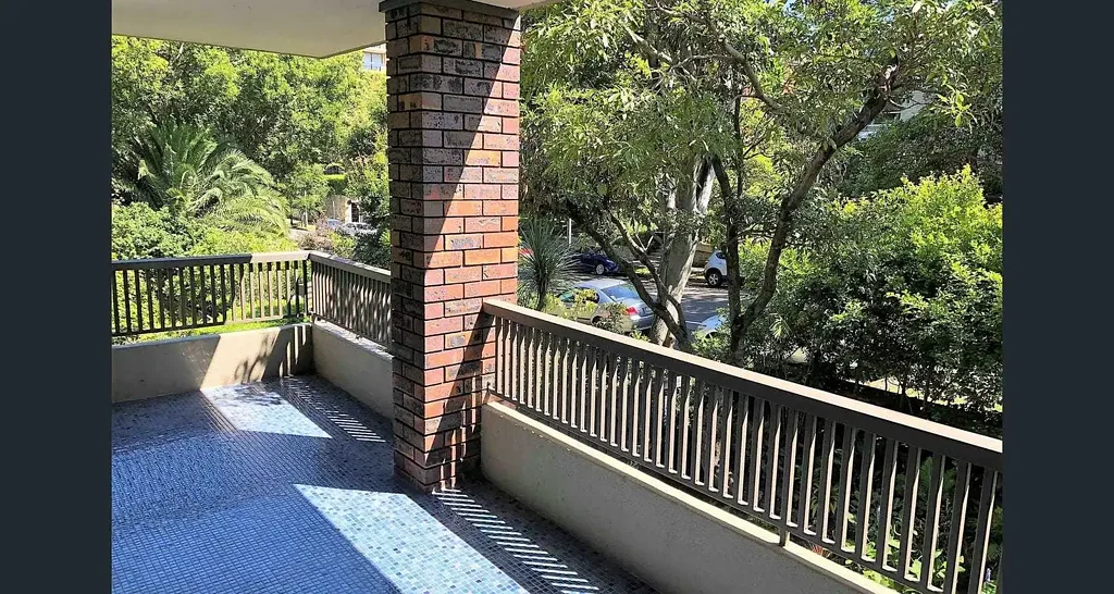 Beautifully Presented Two-Bedroom Apartment with Dual Balconies & Lock-Up Garage