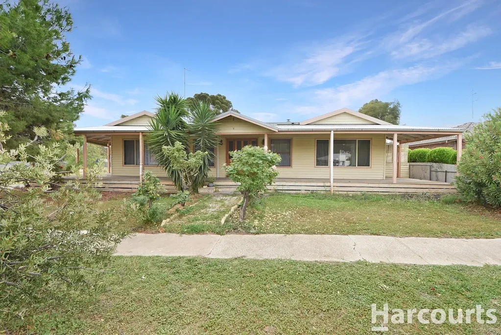Warracknabeal 7房  Unique Dual House Property With A 5.6% Rental Return