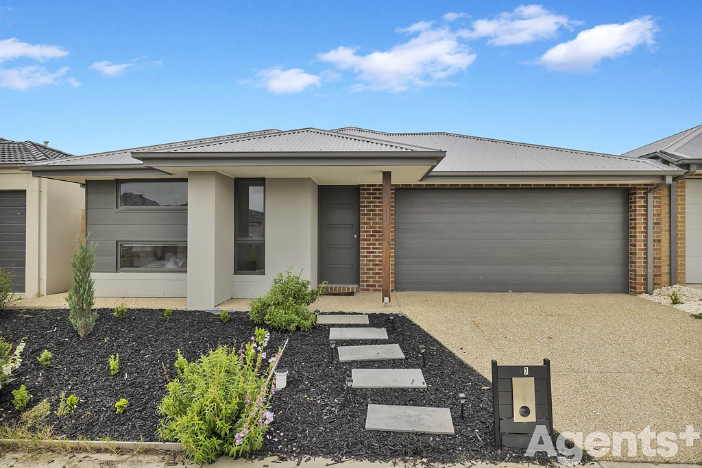 17 Milford Street, Clyde, VIC 3978