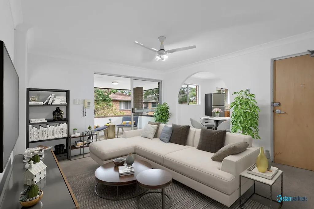 Well Maintained 2 bedroom unite, in a great location